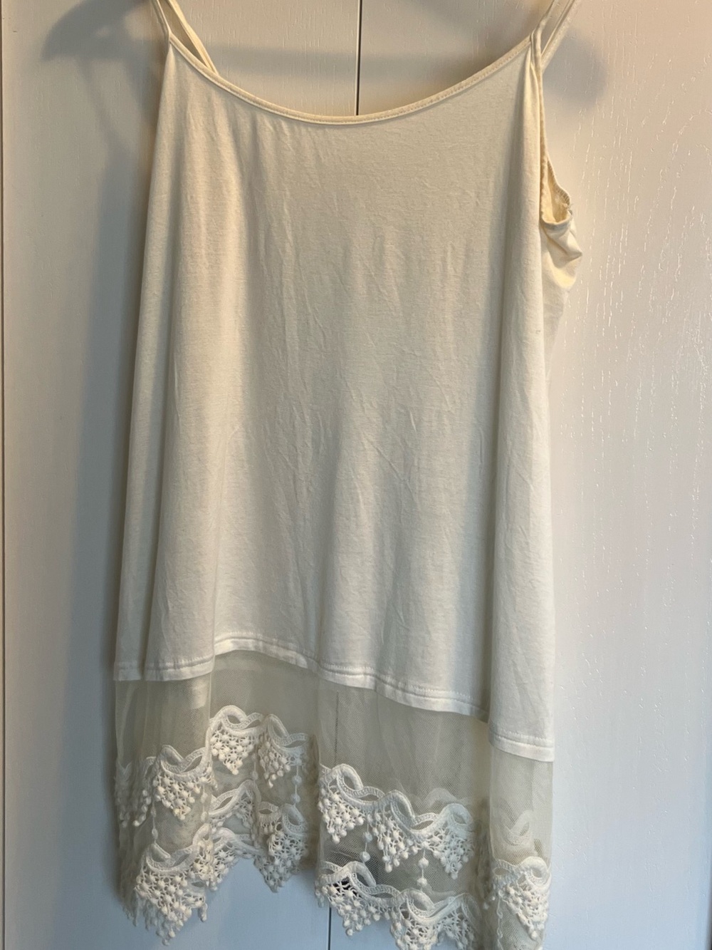 Women's Cream Lace-Hem Camisole